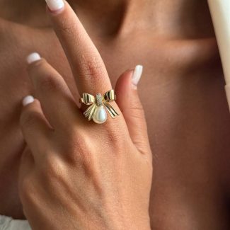 انگشتر زرناز کد ۱۰۸